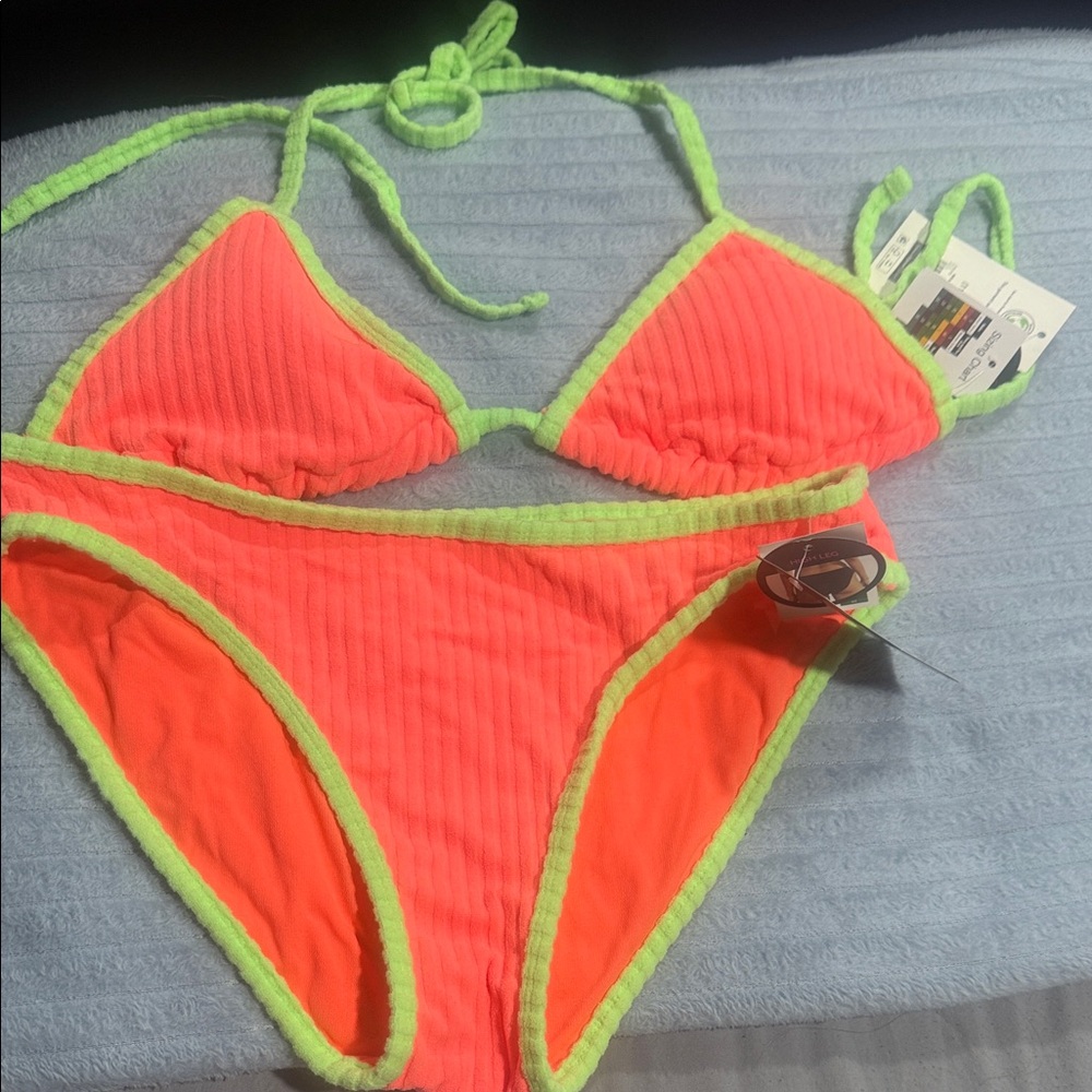 Swimwear Set in Neon Orange and Green (156)